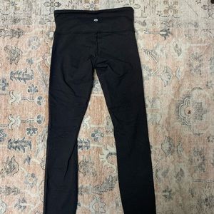 Lululemon Wunder Under Cropped Leggings